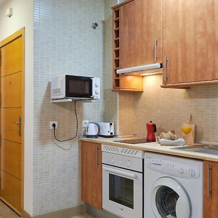 Apartamento Victoria Urbanite Málaga Exterior foto