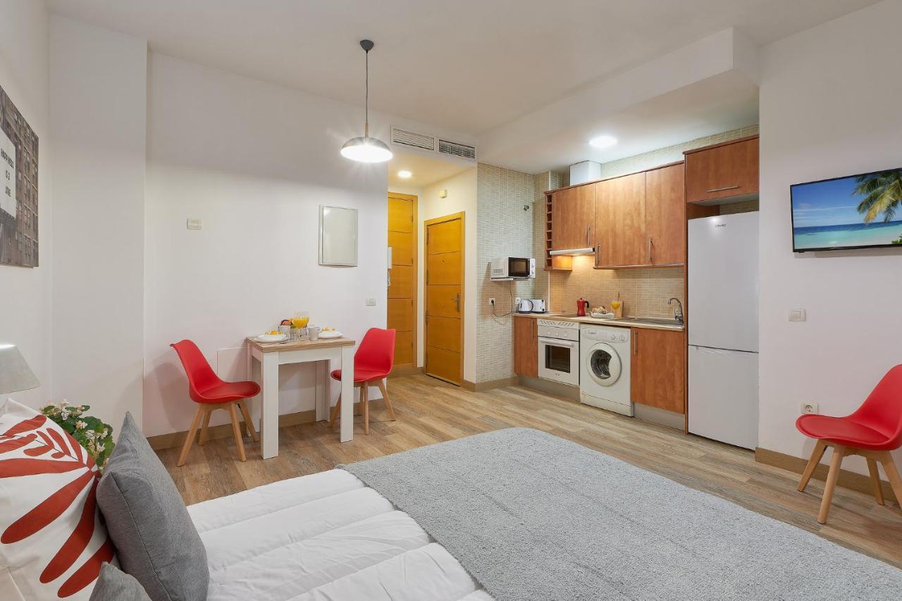 Apartamento Victoria Urbanite Málaga Exterior foto